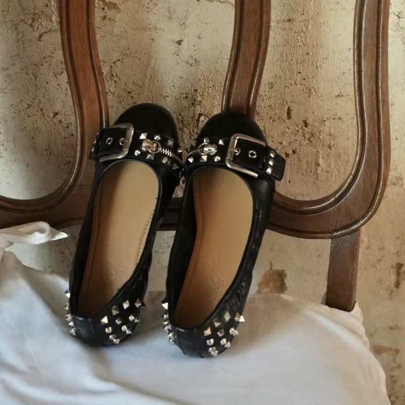 Boots - รองเท้าส้นเตี้ยหัวกลมแบบมีสายรัดหนังสำหรับผู้หญิง รุ่น Mary Jane