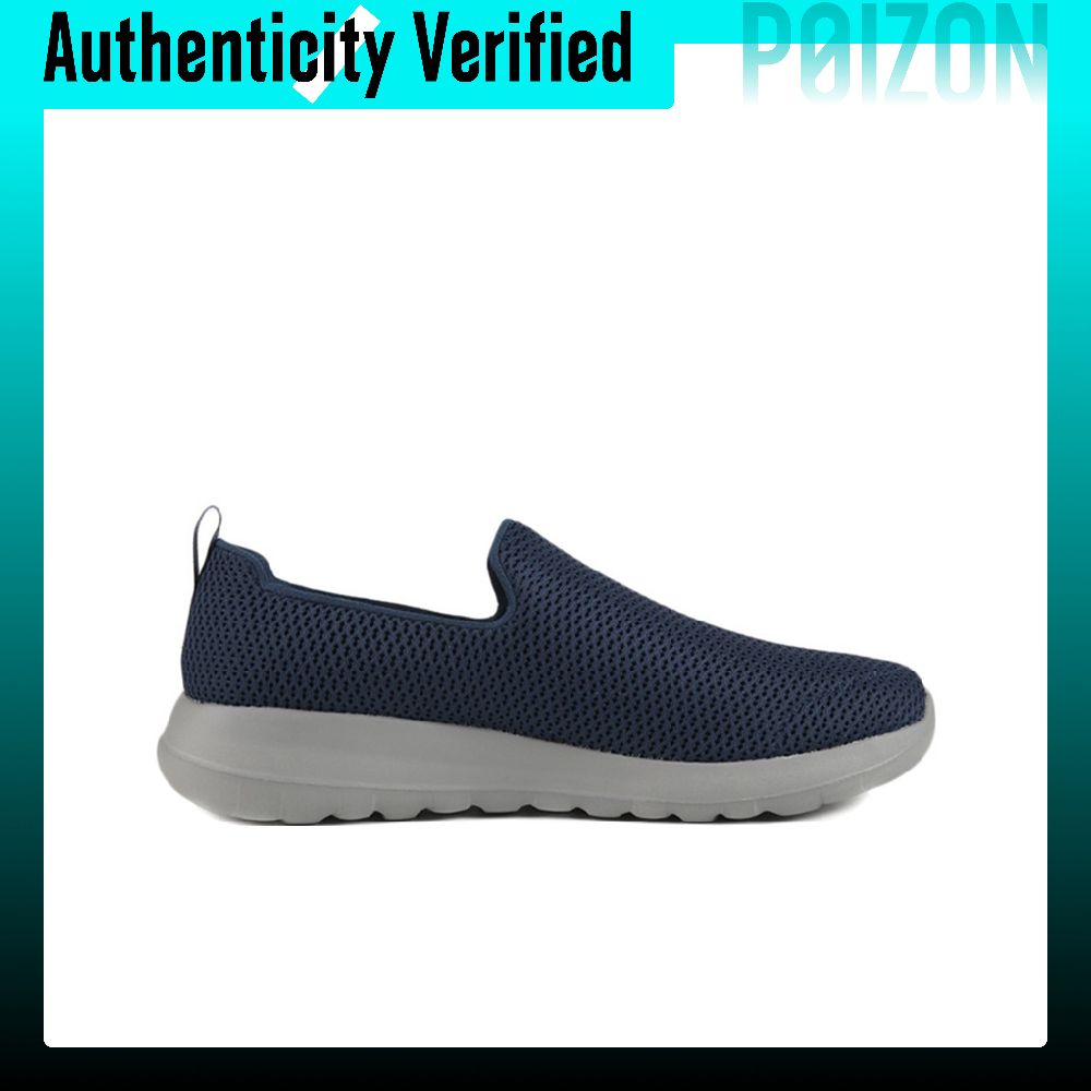 รองเท้าวิ่งลำลองผู้ชาย Skecher - Running Shoes บทวิจารณ์และราคา