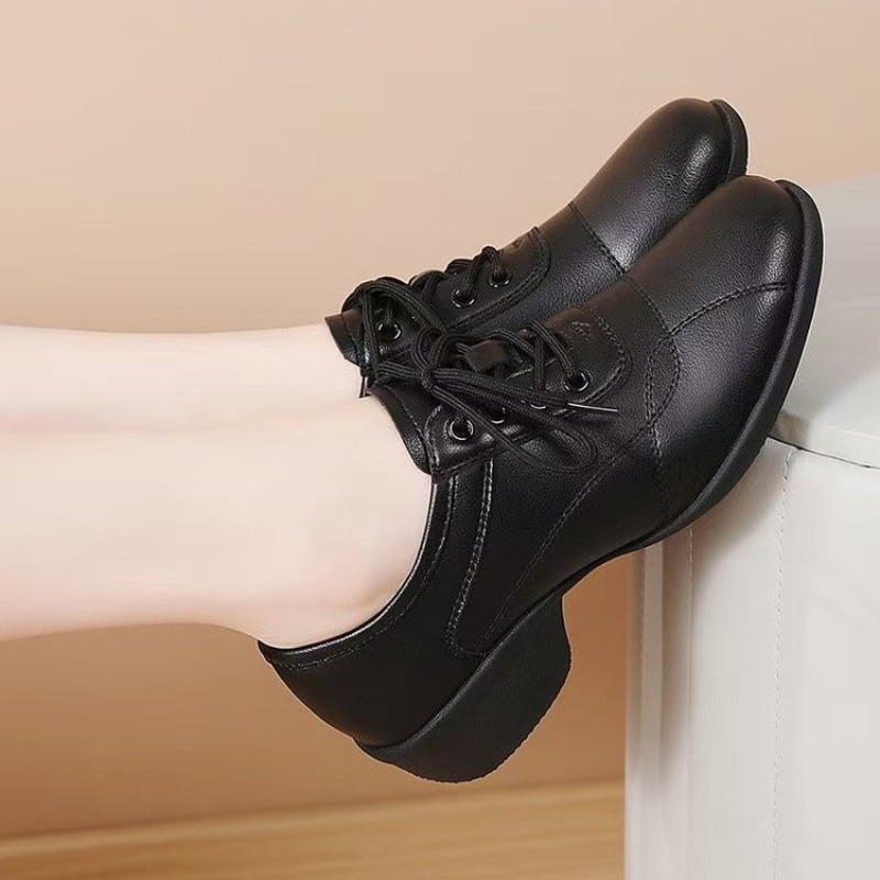 รองเท้าผ้าใบเต้นรำส้นเตี้ยสำหร - Sneakers บทวิจารณ์และราคา